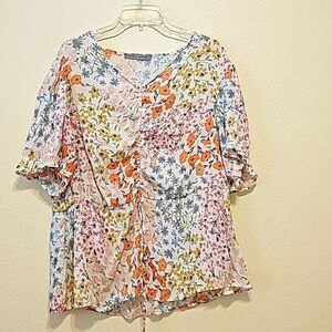 ALEX AND PARKER FLORAL TOP SIZE MEDIUM